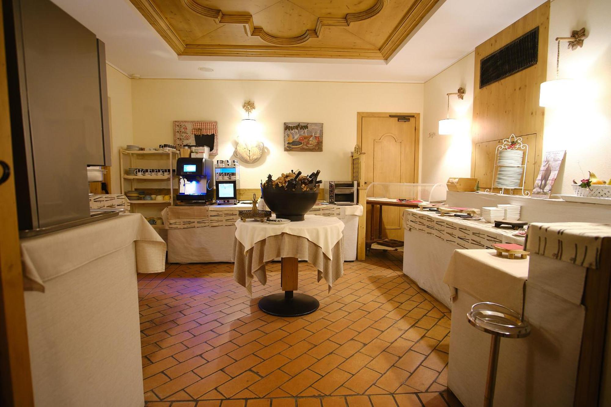 Hotel Bes & Spa Claviere Exterior foto